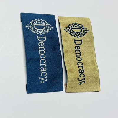 برچسب های پوشاک با پارچه طراحي برای تی شرت
