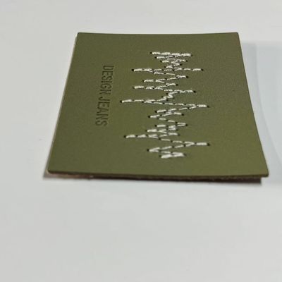 برچسب چرم مخصوص جین سبز برچسب بسته شده نوع بسته بندی برای لباس