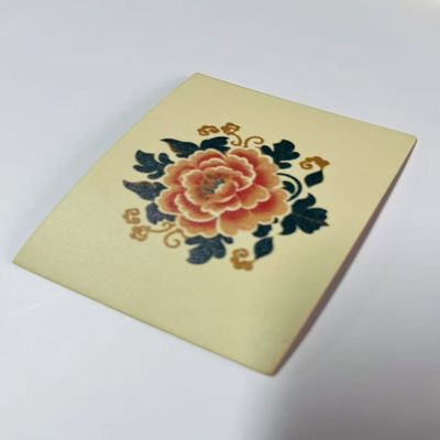 تمام دانه ها بر روی ژینز ژینز پوست برچسب سفارشی در عمده