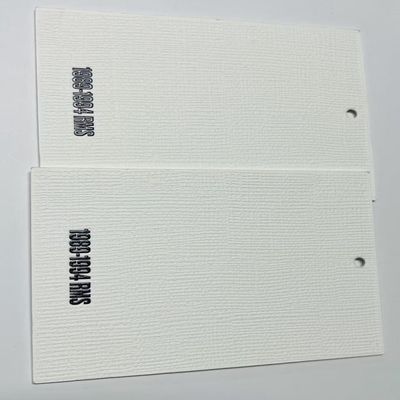 لباس های قابل نوشتن لباس های آویزان 280gsm Bristol Board For Retail