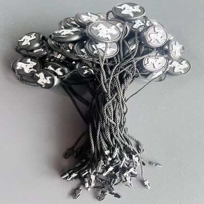 برچسب های اسویینگ لباس سیاه عرض 0.2 اینچ مناسب برای پارچه های مختلف چاپ سفارشی راه حل برچسب ماندگار و شیک